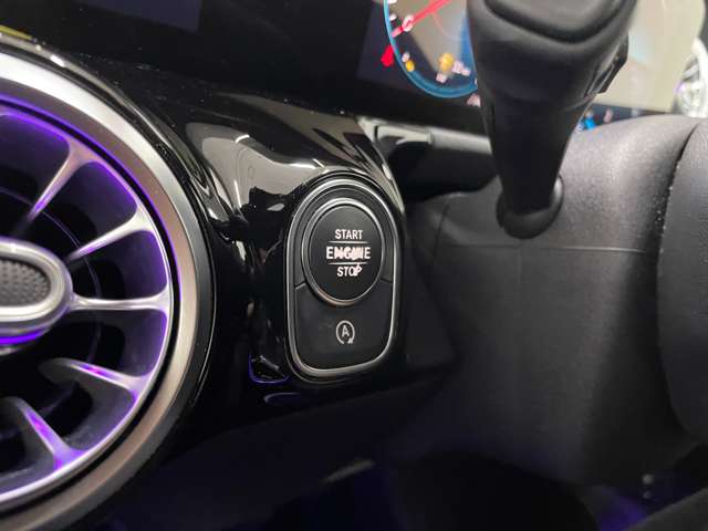 メルセデスベンツ Ｂクラス Ｂ１８０ R2年 () 99