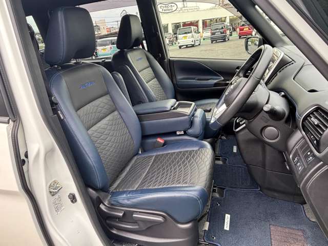 日産 セレナ ２．０ ＡＵＴＥＣＨ スポーツスペック R3年 () 99