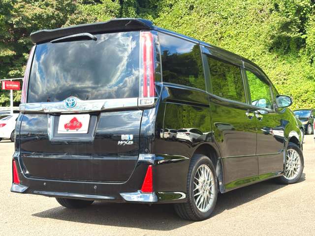 トヨタ ノア １．８ ハイブリッド ＳＩ ＷＸＢＩＩ R2年 (東北) 99