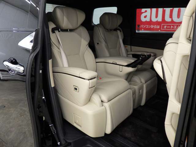 トヨタ アルファード　ハイブリッド ハイブリッド ２．５ エグゼクティブ ラウンジ Ｅ－ＦＯＵＲ ４ＷＤ R7年 (東北) 99