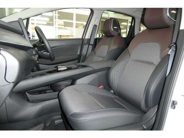 日産 ノートオーラ １．２ Ｇ R7年 (東北) 99