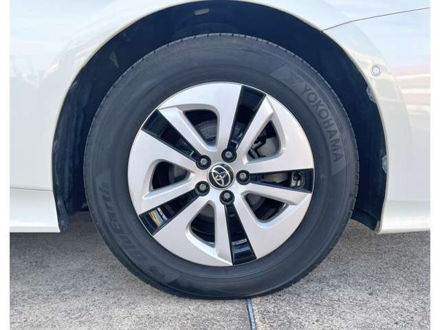 トヨタ プリウス １．８ Ａ H28年 () 99