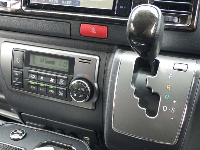 トヨタ ハイエースバン ２．８ スーパーＧＬ ダークプライムＩＩ ロングボディ ディーゼルターボ R3年 (関東) 99