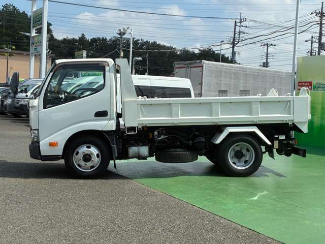 日野自動車 デュトロ ４．０Ｄターボ H28年 (関東) 99
