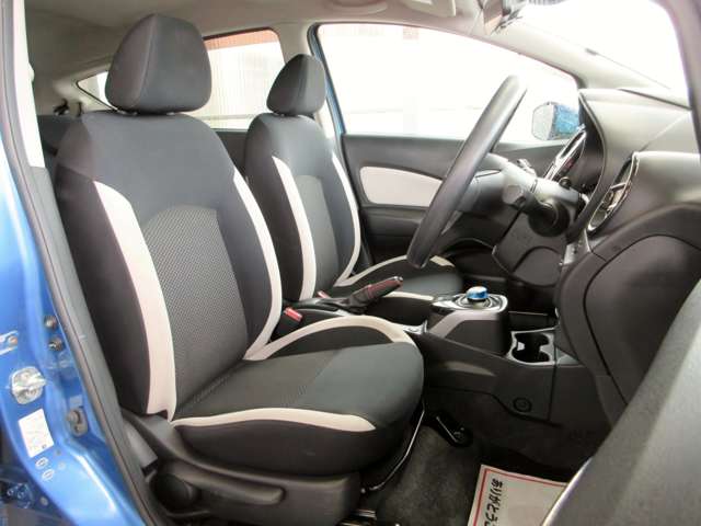 日産 ノート １．２ Ｅ－ＰＯＷＥＲ Ｘ H30年 (関東) 99