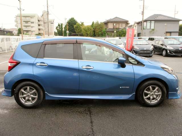 日産 ノート １．２ Ｅ－ＰＯＷＥＲ Ｘ H30年 (関東) 99