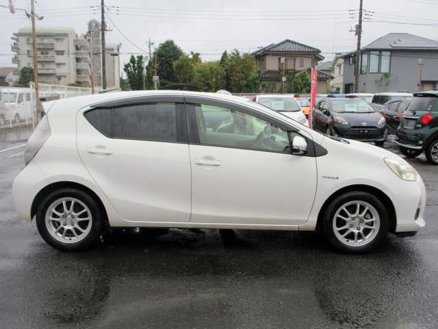 トヨタ アクア １．５ Ｓ H24年 (関東) 99
