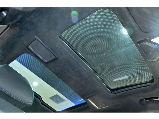 ＢＭＷ ７シリーズ Ｍ７６０ＬＩ Ｘドライブ ４ＷＤ R1年 (関東) 99