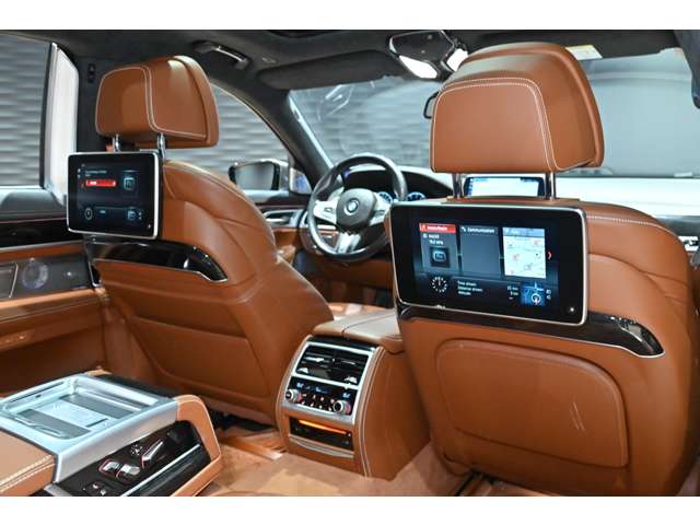 ＢＭＷ ７シリーズ Ｍ７６０ＬＩ Ｘドライブ ４ＷＤ H30年 (関東) 99
