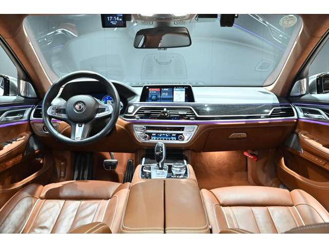 ＢＭＷ ７シリーズ Ｍ７６０ＬＩ Ｘドライブ ４ＷＤ H30年 (関東) 99