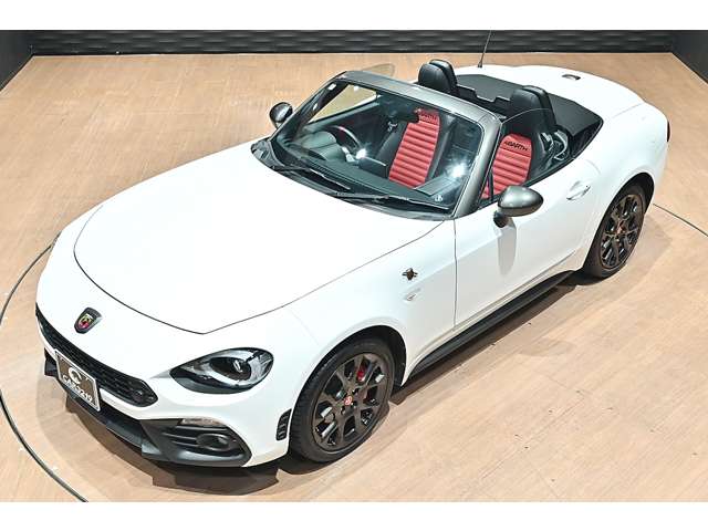アバルト １２４　スパイダー １．４ R1年 (関東) 99