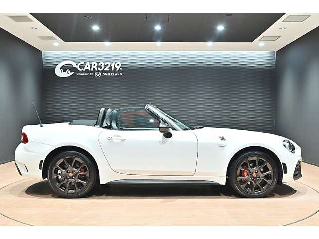アバルト １２４　スパイダー １．４ R1年 (関東) 99