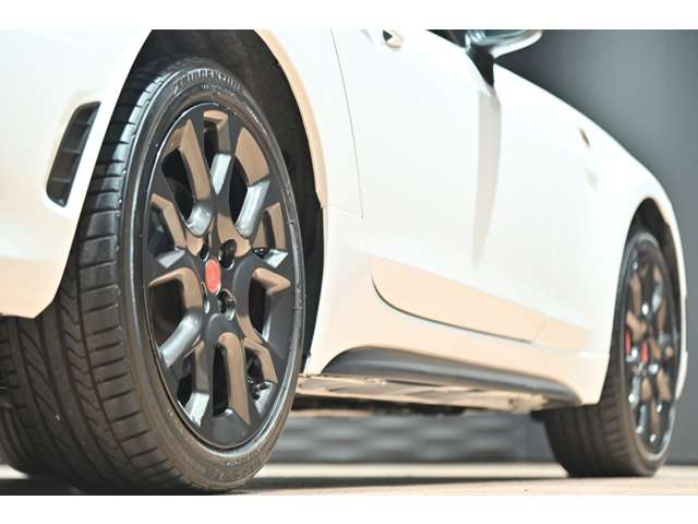 アバルト １２４　スパイダー １．４ R1年 (関東) 99