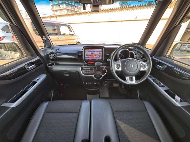 ホンダ Ｎ　ＢＯＸ ６６０ カスタムＧ ターボＳＳパッケージ H29年 (近畿) 99