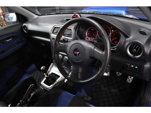 スバル インプレッサ ２．０ ＷＲＸ ４ＷＤ H16年 (近畿) 99