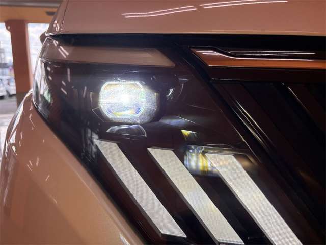 日産 セレナ ２．０ ハイウェイスターＶ R8年 () 99