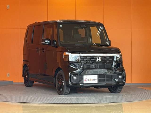 ホンダ Ｎ　ＢＯＸ カスタム ６６０ ターボ ブラック スタイル R8年 (近畿) 99