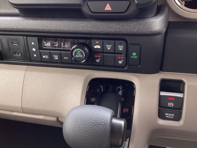 ホンダ Ｎ　ＢＯＸ ジョイ ６６０ ターボ モノトーン R8年 (近畿) 99