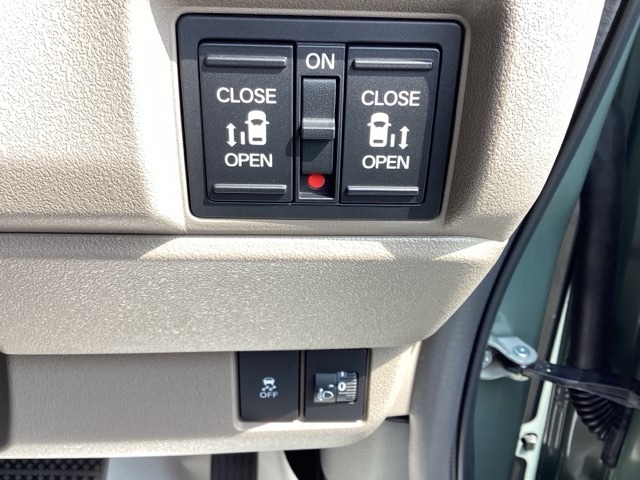 ホンダ Ｎ　ＢＯＸ ターボ R8年 (近畿) 99