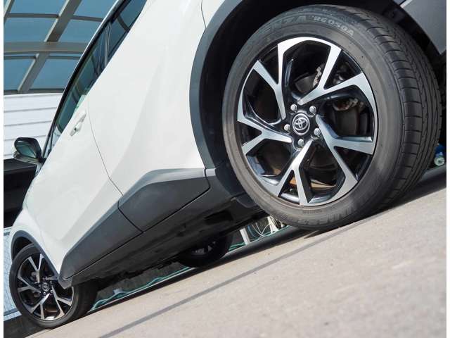 トヨタ Ｃ−ＨＲ ハイブリッド １．８ Ｇ R2年 (東海) 99