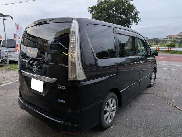 日産 セレナ ２．０ ハイウェイスター Ｓ－ＨＹＢＲＩＤ Ｖセレクション H25年 (関東) 99