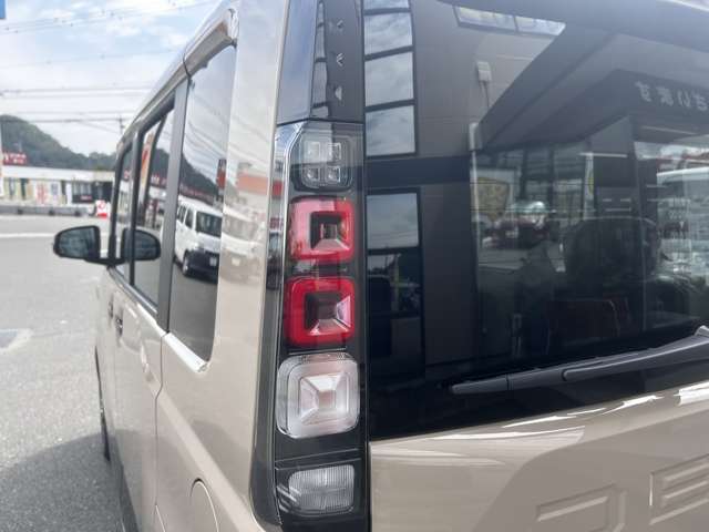 三菱 デリカ　ミニ ６６０ Ｇ プレミアム ４ＷＤ R8年 () 99