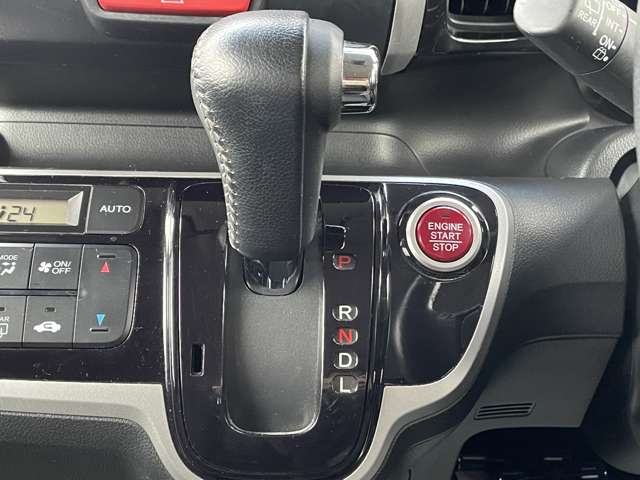 ホンダ Ｎ　ＢＯＸ ６６０ カスタムＧ ＳＳパッケージ H25年 (甲信越・北陸) 99