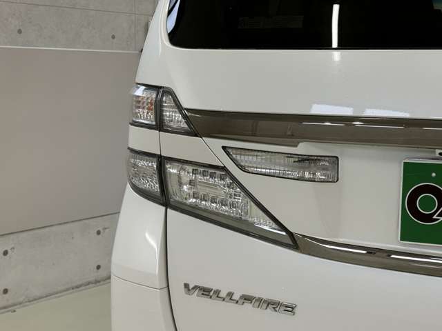 トヨタ ヴェルファイア ２．４ Ｚ ゴールデンアイズＩＩ H26年 (東北) 99