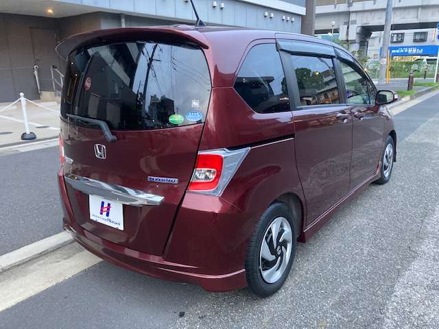 ホンダ フリード　ハイブリッド １．５ プレミアムエディション H28年 (東北) 99