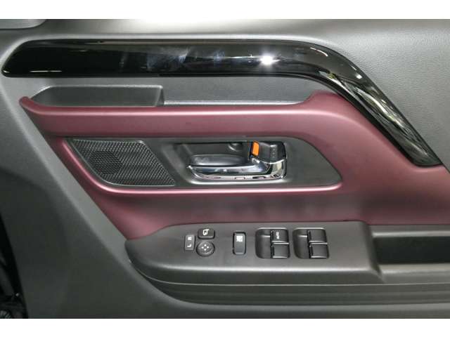 スズキ スペーシア ６６０ カスタム ハイブリッド ＧＳ ４ＷＤ R8年 () 99