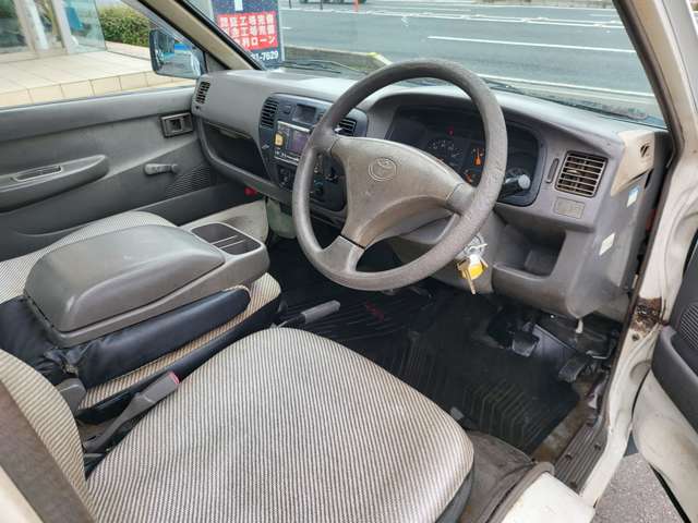 トヨタ ライトエーストラック １．８ ＤＸ スーパーシングルジャストロー スチールデッキ 三方開 H13年 (関東) 99