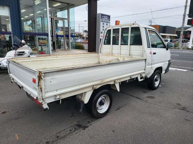 トヨタ ライトエーストラック １．８ ＤＸ スーパーシングルジャストロー スチールデッキ 三方開 H13年 (関東) 99