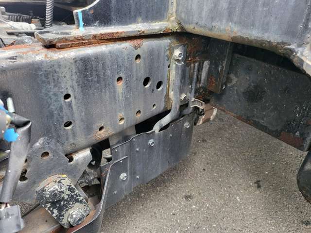いすゞ エルフ 高所作業車 H19年 (関東) 99