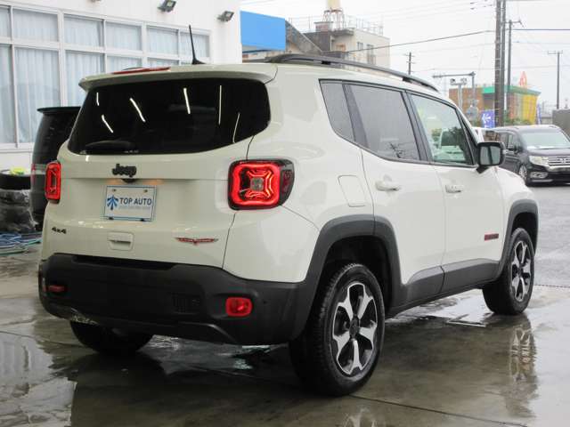 ジープ レネゲード トレイルホーク ４ＷＤ R2年 () 99