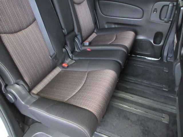 日産 セレナ ２．０ ハイウェイスター Ｓ－ＨＹＢＲＩＤ H26年 (関東) 99
