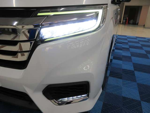 ホンダ ステップワゴン　ハイブリッド ２．０ スパーダ ハイブリッド Ｇ ホンダセンシング H30年 (関東) 99