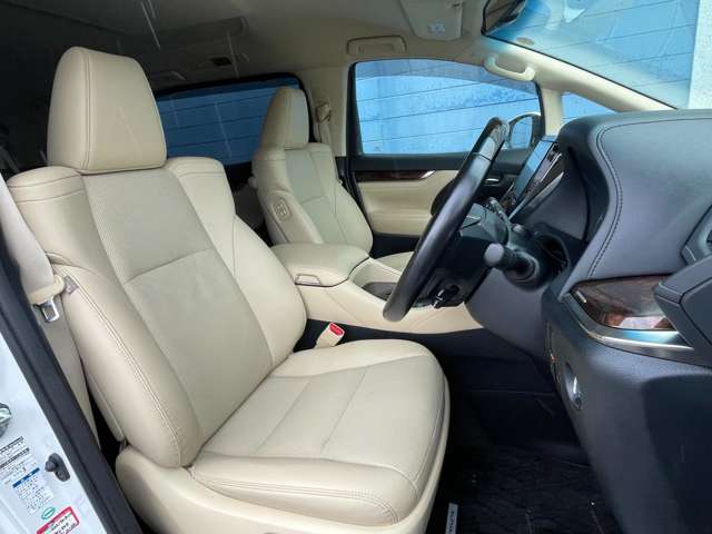 トヨタ アルファード ２．５ Ｇ ４ＷＤ H30年 (関東) 99