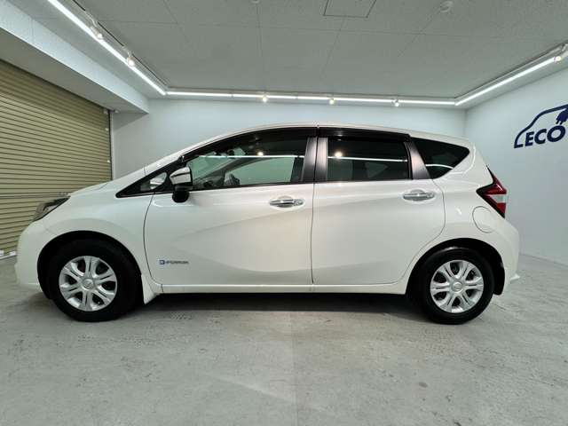 日産 ノート １．２ Ｅ－ＰＯＷＥＲ Ｘ H29年 (近畿) 99