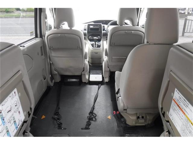 日産 セレナ ２．０ Ｘ チェアキャブ スロープタイプ 車イス２名仕様 R1年 (近畿) 99