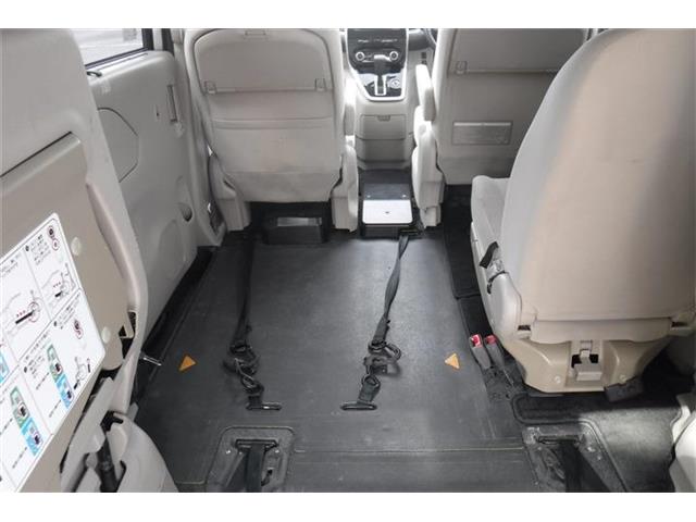 日産 セレナ ２．０ Ｘ チェアキャブ スロープタイプ 車イス２名仕様 R1年 (近畿) 99