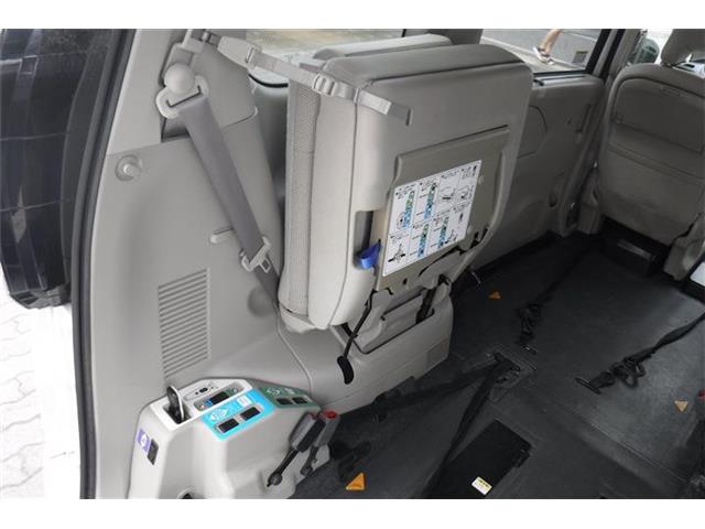 日産 セレナ ２．０ Ｘ チェアキャブ スロープタイプ 車イス２名仕様 R1年 (近畿) 99