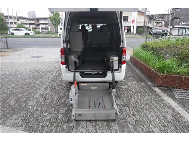 日産 ＮＶ３５０キャラバン ２．５ チェアキャブ 車イス２名仕様 R2年 (近畿) 99