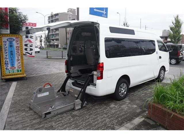 日産 ＮＶ３５０キャラバン ２．５ チェアキャブ 車イス２名仕様 R2年 (近畿) 99