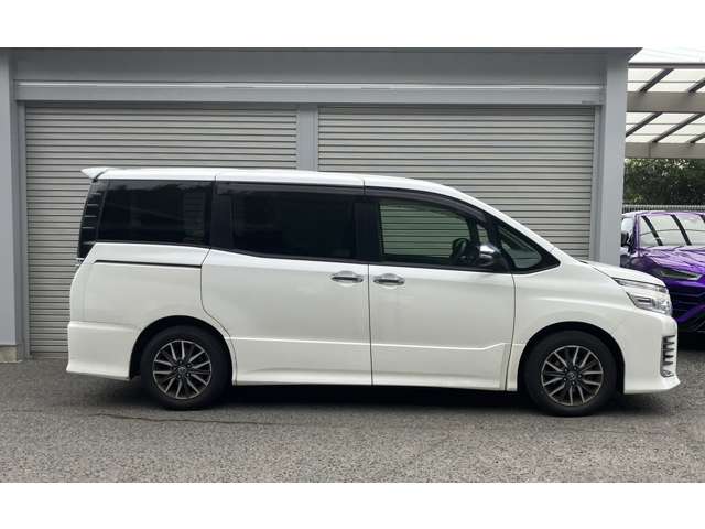 トヨタ ヴォクシー ２．０ ＺＳ 煌 H28年 (近畿) 99