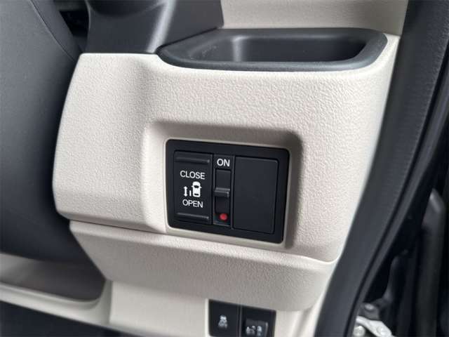 ホンダ Ｎ　ＢＯＸ ６６０ R6年 (近畿) 99
