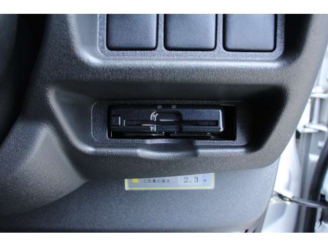 トヨタ ハイエースバン レクビィ R1年 () 99