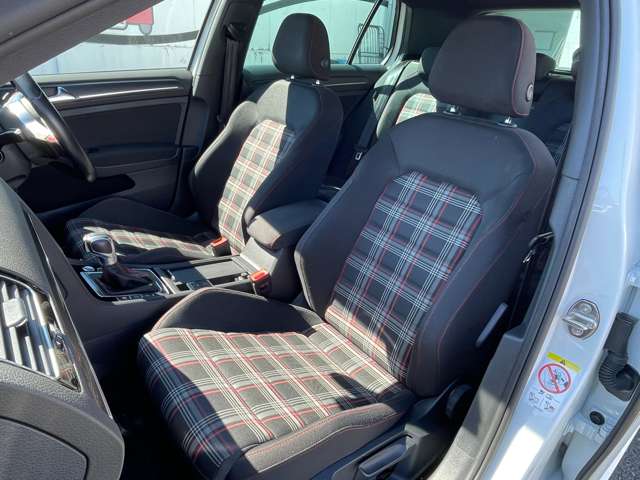 フォルクスワーゲン ゴルフ ＧＴＩ H30年 (関東) 99
