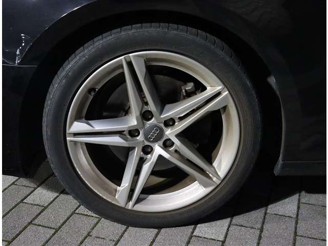 アウディ Ａ４ ３５　ＴＦＳＩ R2年 (関東) 99