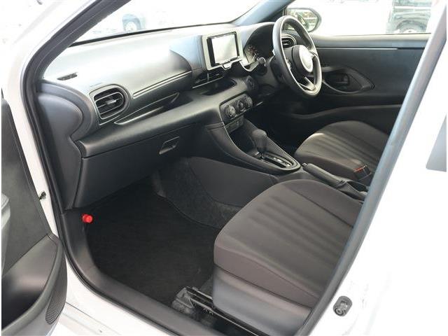 トヨタ ヤリス １．０ Ｘ R6年 (東海) 99