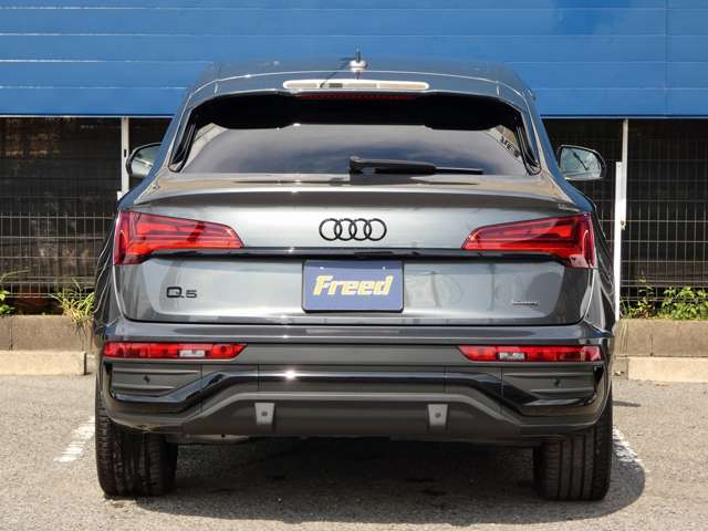アウディ Ｑ５　スポーツバック ４０ ＴＤＩ クワトロ Ｓライン ディーゼルターボ ４ＷＤ R4年 (東海) 99